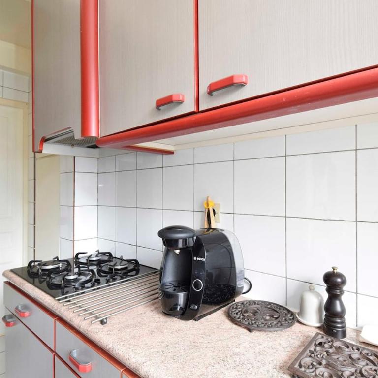 Parisian Home 2 bedrooms Marais - Bastille - Two-Bedroom Apartment - 32