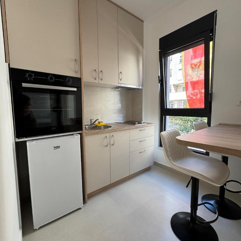 Mayne Apartmant - One-Bedroom Apartment - 3