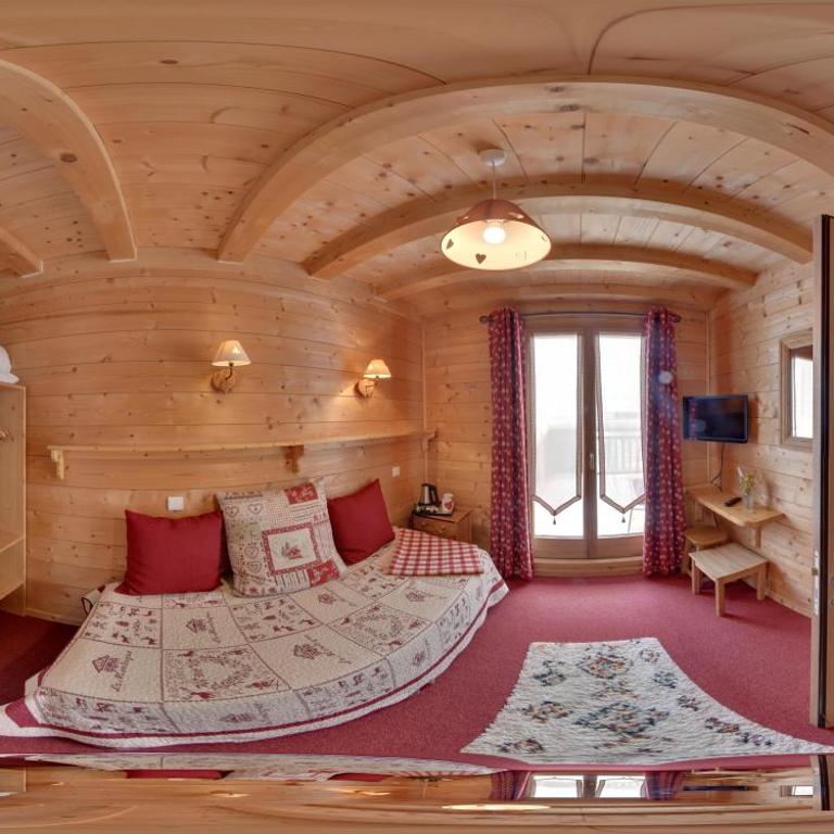 Hôtel L'Accroche Coeur - Suite Lit Queen-Size - 2