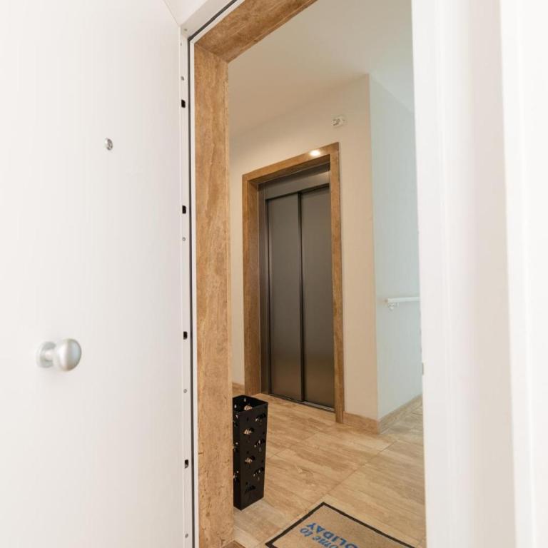 La stella sul mare by MONHOLIDAY - Two-Bedroom Apartment - 7