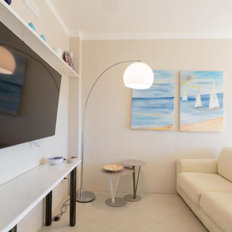 La stella sul mare by MONHOLIDAY - Two-Bedroom Apartment - 21