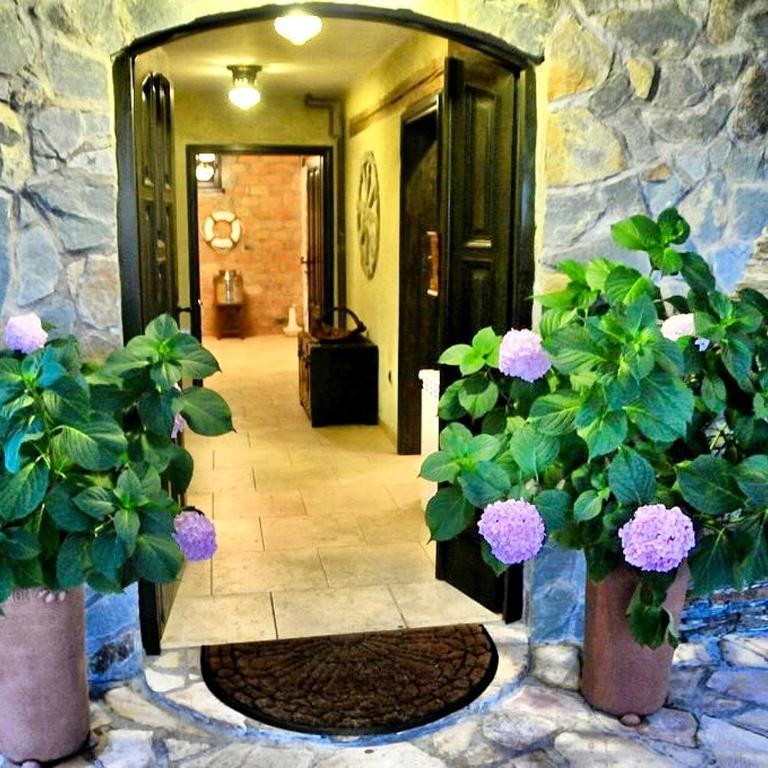 Private Pool Villa - One Group Only - Full Privacy - Garden & BBQ - Vila - 50