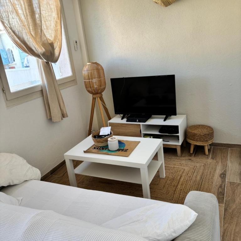 Appartement plein centre Cavalaire Plage et port à pied parking balcon aperçu mer - Appartamento con 1 Camera da Letto - 10