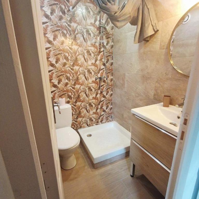 Le Jasmin T2 renovated air conditioning wifi and parking - Appartement 1 Chambre - 9