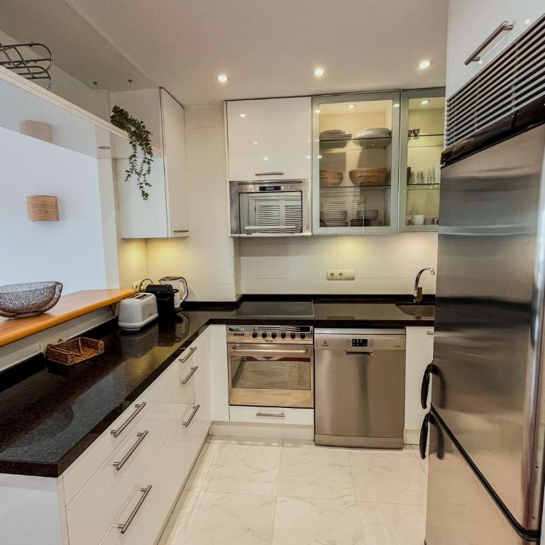 Skol 536 - Great One Bed Apartment with Wonderful Sea View. - One-Bedroom Apartment - 25