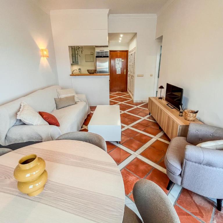 Skol 536 - Great One Bed Apartment with Wonderful Sea View. - One-Bedroom Apartment - 14