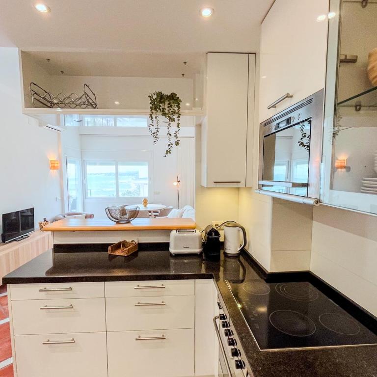 Skol 536 - Great One Bed Apartment with Wonderful Sea View. - One-Bedroom Apartment - 30