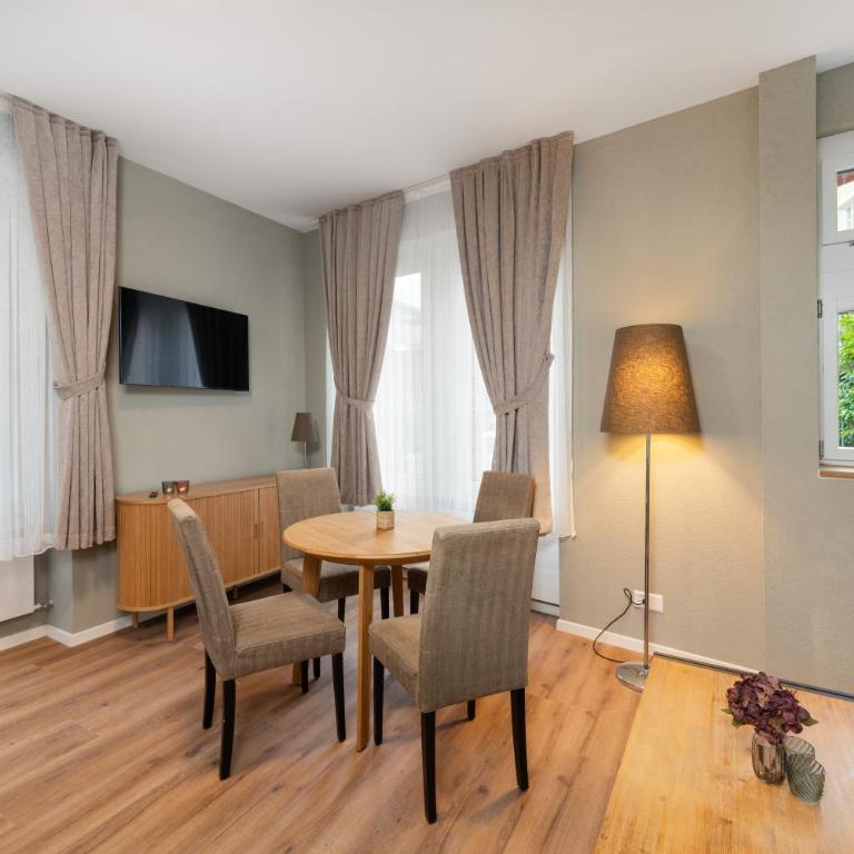 BetweenLakes Apartment ground fl - Appartement 1 Chambre - 2