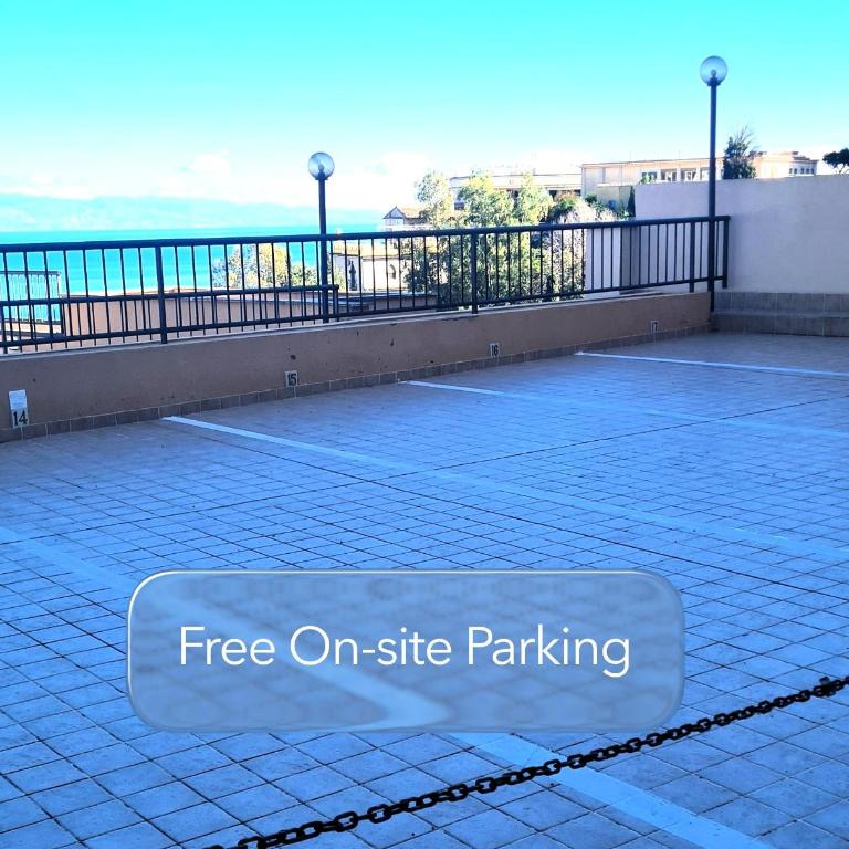 Mediterranean Apartment Pool & Parking - Appartamento - 6