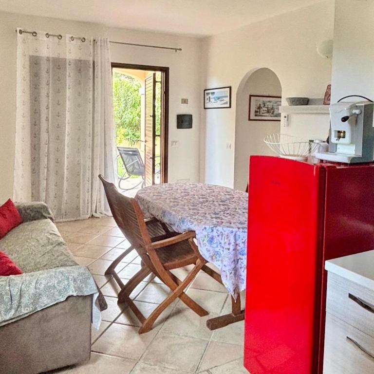 ISS Travel, Apartment Euro in San Teodoro, groundfloor, 2 bedrooms, 6 beds, with air conditioning - Appartamento con 2 Camere da Letto - 10