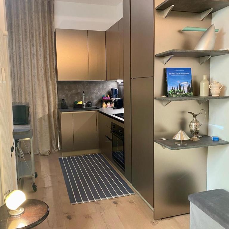 San Francesco Crystal Suite - Two-Bedroom Deluxe Apartment with Garden View - 12