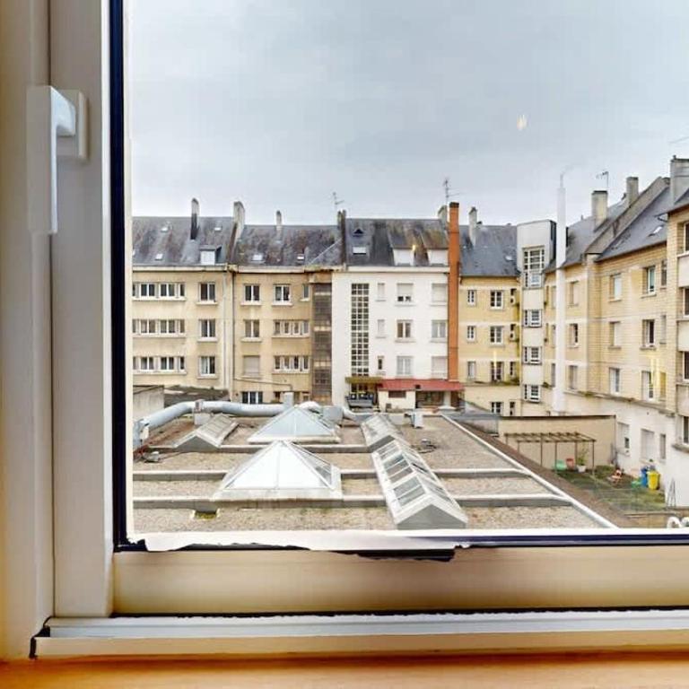 Vue sur le Port de Caen Appartement Premium - Apartment - 17