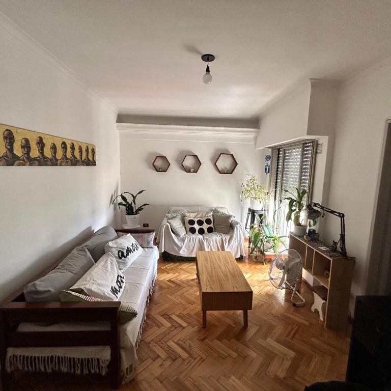 Cozy & Bright 2amb next to River Stadium - Two-Bedroom Apartment - 1