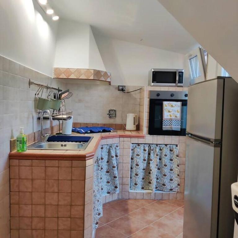 Elegant Seafront Apartment in Ostia | Beach Access - Appartamento con 2 Camere da Letto, Balcone e Vista mare - 6