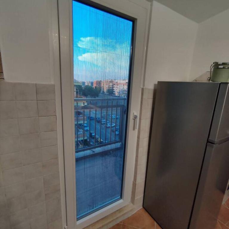 Elegant Seafront Apartment in Ostia | Beach Access - Appartamento con 2 Camere da Letto, Balcone e Vista mare - 7