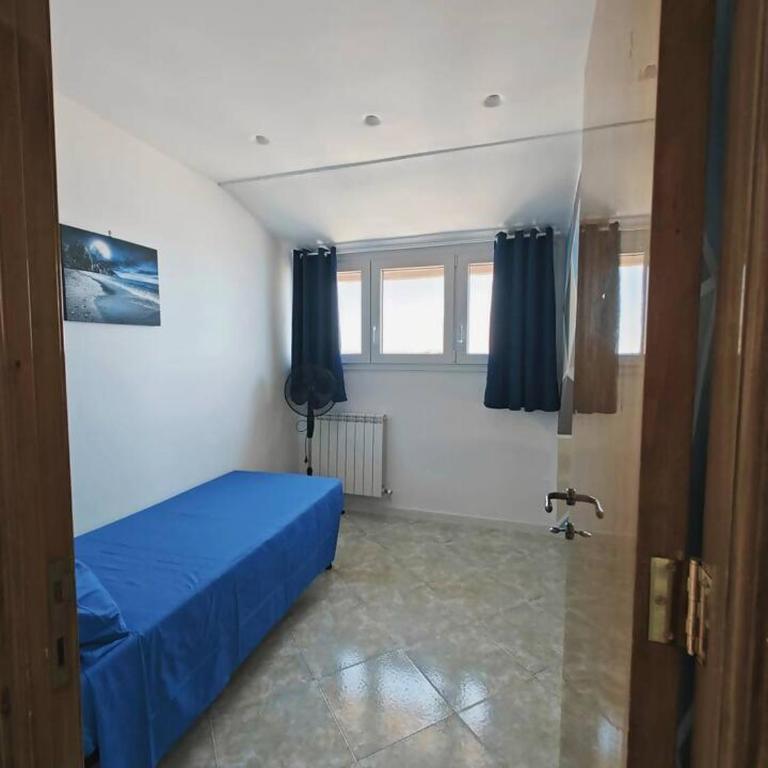 Elegant Seafront Apartment in Ostia | Beach Access - Appartamento con 2 Camere da Letto, Balcone e Vista mare - 18