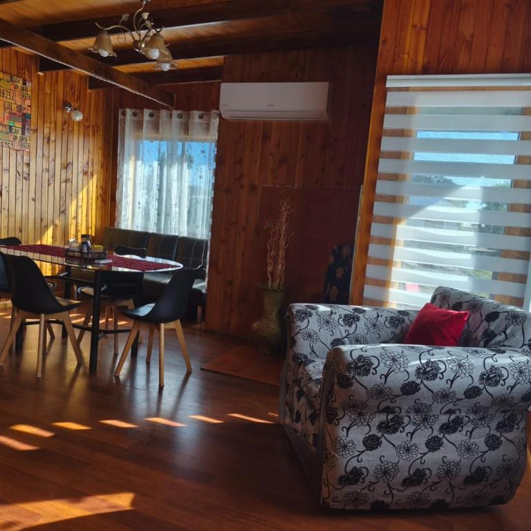Astilleros,Dalcahue - Four-Bedroom Vacation Home - 3