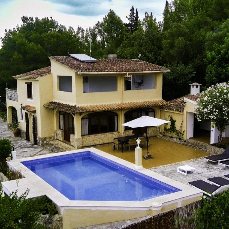 Can Negri Grand - Three-Bedroom House - 1
