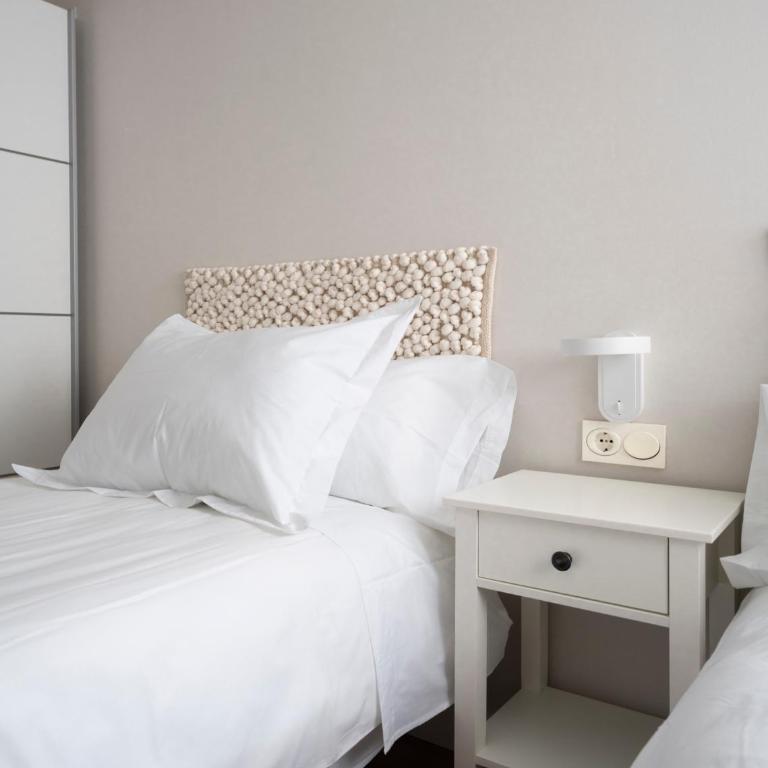 EnjoyGranada Sky Penthouse Luxury 3BR, Pool and Amazing Views - Three-Bedroom Premium Apartment - 15