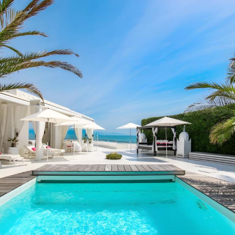 Villa pieds dans l'eau au Cap d'Antibes - Villa - 3