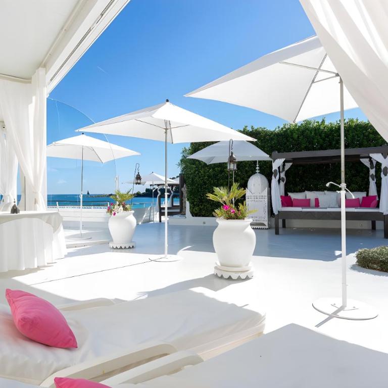 Villa pieds dans l'eau au Cap d'Antibes - Villa - 7