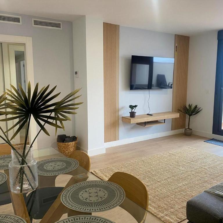 Apartamento Terraza del Mar R&R - Two-Bedroom Apartment - 13