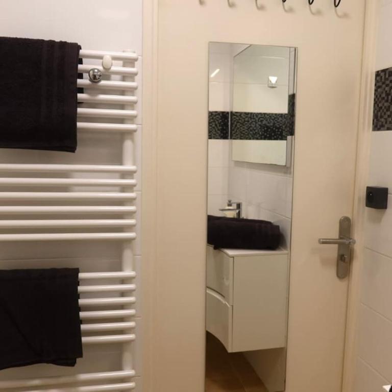 Lora Apartment with Garden & Pool - Apartamento de 1 dormitorio - 16