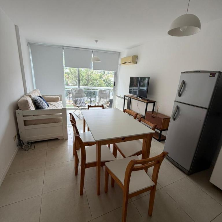 Depto Carillo 4p - Apartamento de 1 dormitorio - 3