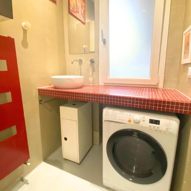 Large Apartment with Courtyard - Historic Center - Appartamento con 2 Camere da Letto - 7