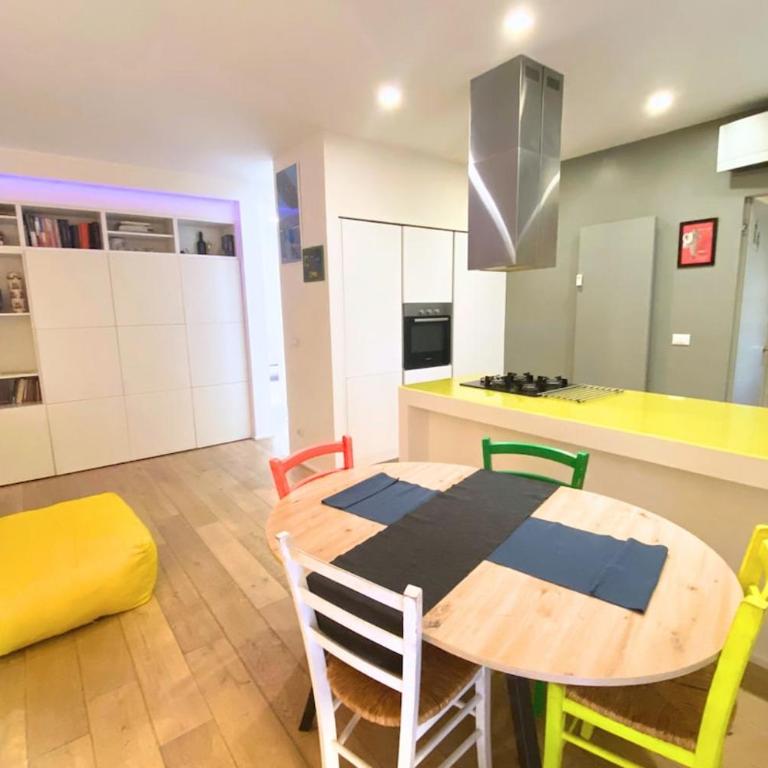 Large Apartment with Courtyard - Historic Center - Appartamento con 2 Camere da Letto - 19