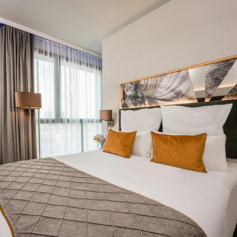 Leonardo Royal Hotel Barcelona Fira - Junior Suite - 5