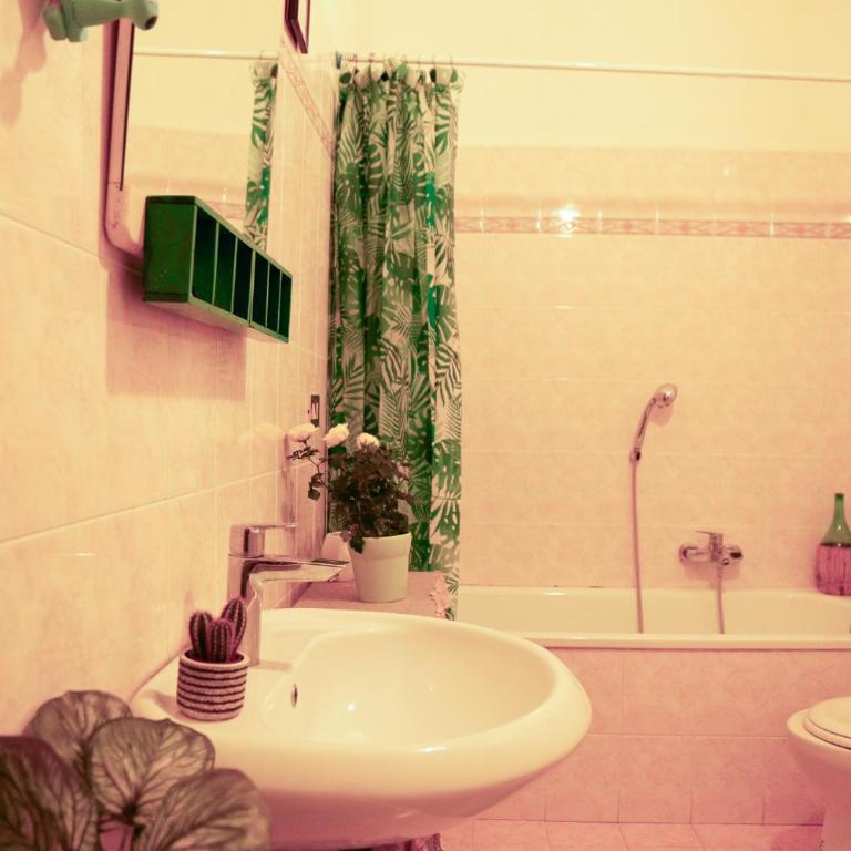 Casa Pepe - Camera Matrimoniale con Bagno in Comune - 11