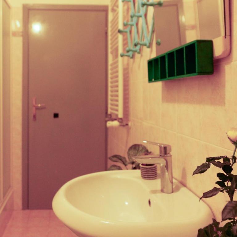 Casa Pepe - Camera Matrimoniale con Bagno in Comune - 13