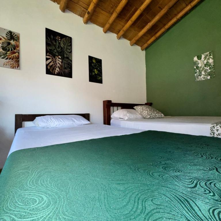 Finca Hotel Cabaña Fercho - Habitación Familiar con baño privado - 15