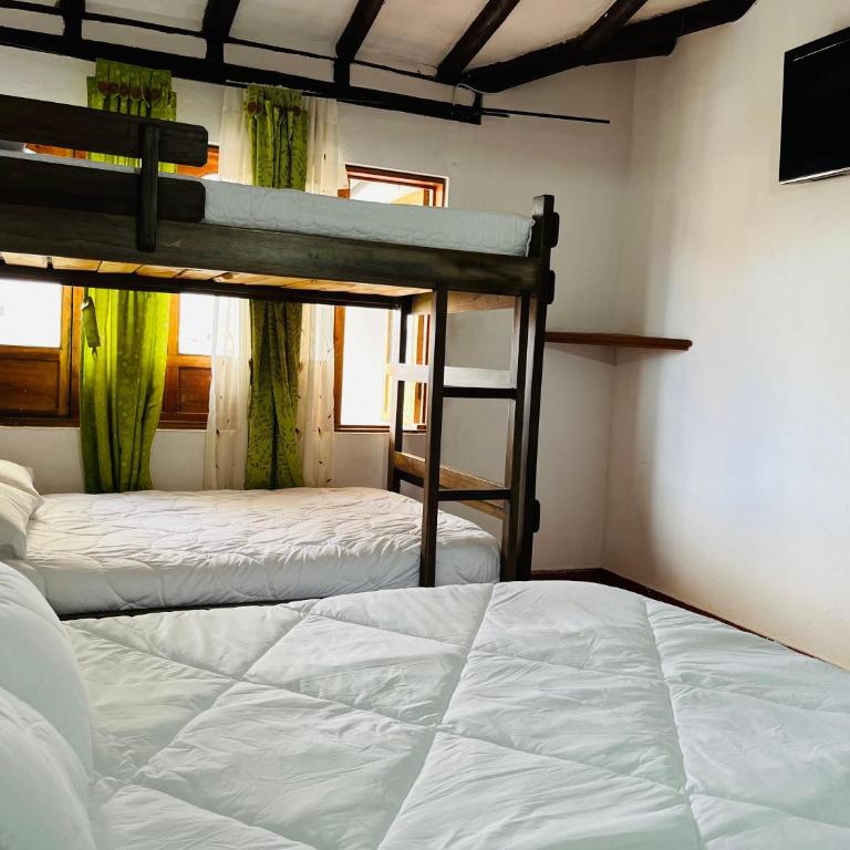 Hospedería Villa Lucía - Family Room - 4