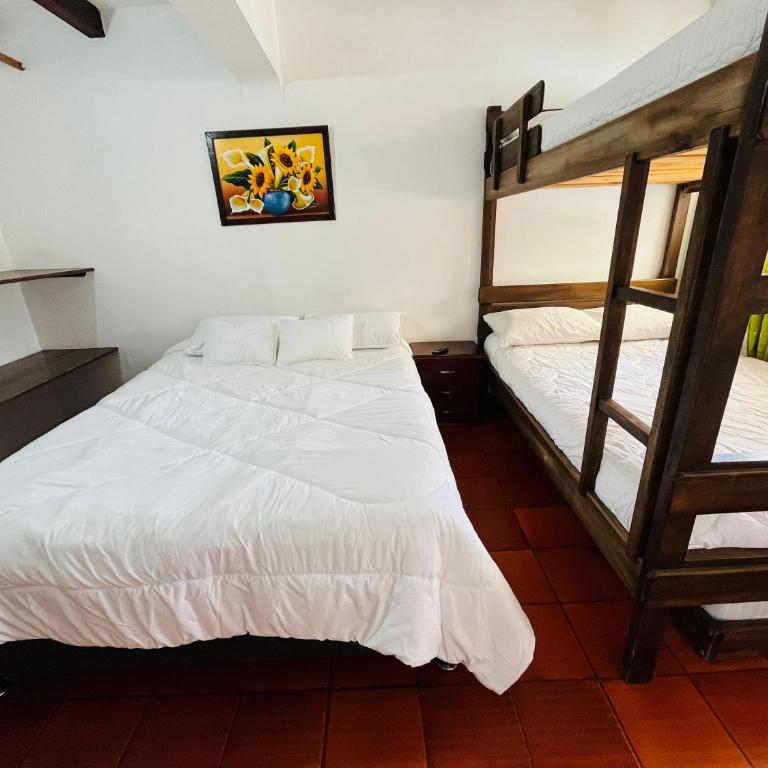 Hospedería Villa Lucía - Family Room - 6