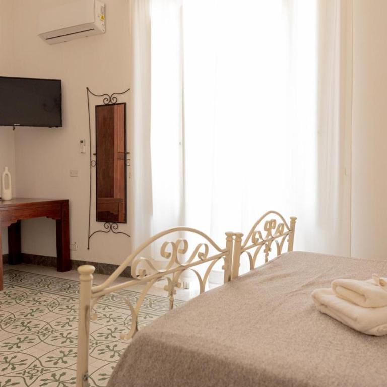 Cielo D'Alcamo Palazzo Antichi Quartieri - Double or Twin Room with City View - 9