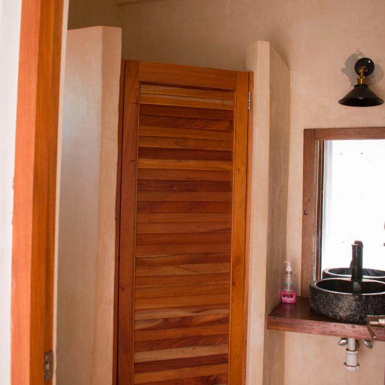 Balu Hotel - Double Room with Balcony and Sea View - 2