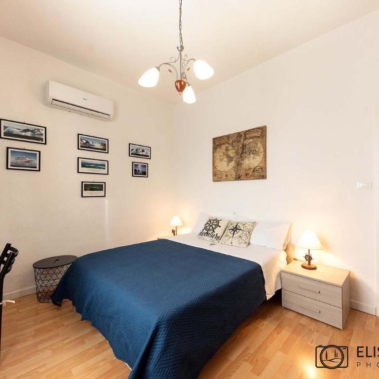Pit Stop - Large Double Room - 1