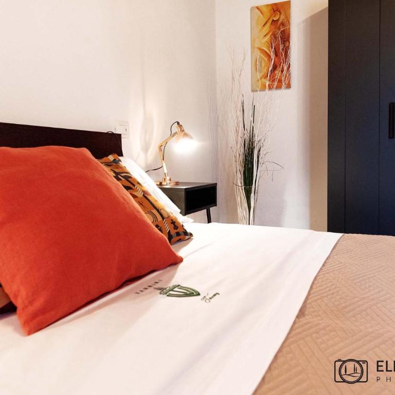 Pit Stop - Deluxe Room - 13