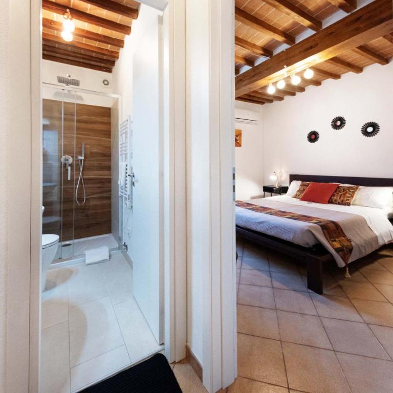 Pit Stop - Deluxe Room - 22