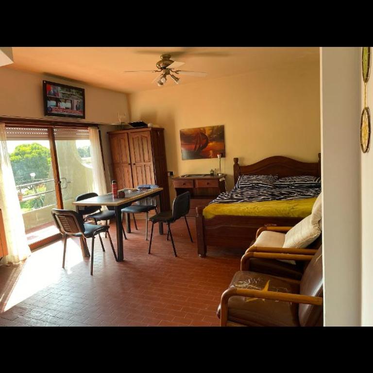 Ambiente amplio 2c costa Alfar cochera,Ropa cama,balcón corrido wi-fi cable impecable reserva con seña - Apartamento de 1 dormitorio - 1