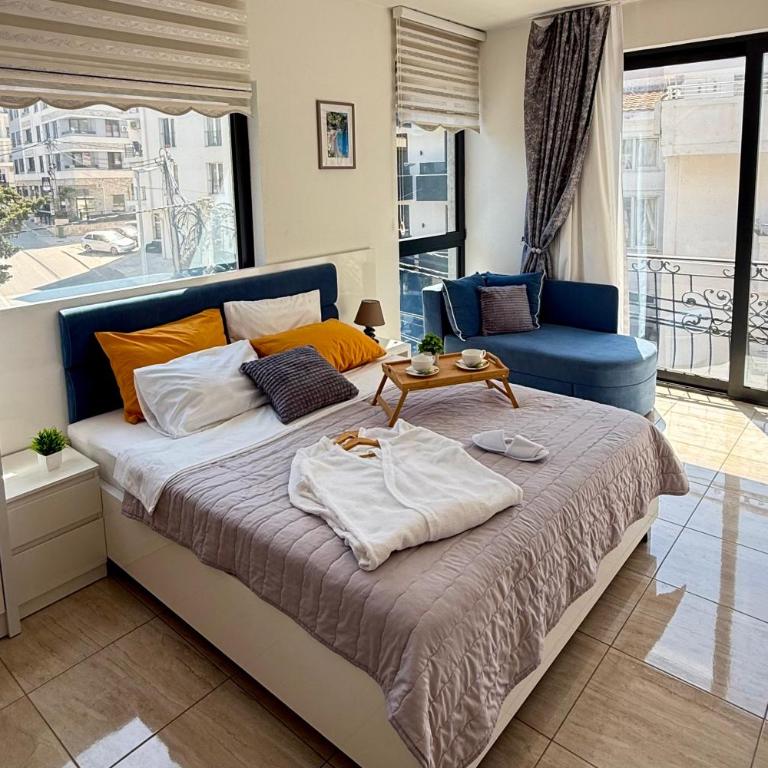 Adam & Eve Family Apartment - One-Bedroom Apartment - 1