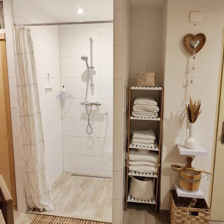 Haus Enzian - Apartment mit 3 Schlafzimmern und Balkon - 30