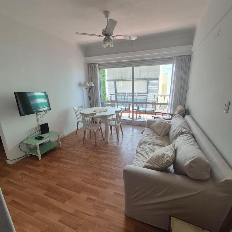 Apartment with an ocean view - Two-Bedroom Apartment - 9