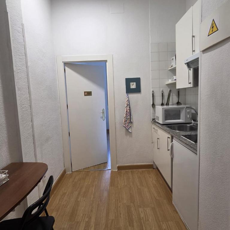 Apartamento en Gran Vía de Madrid 45 4 - One-Bedroom Apartment - 7