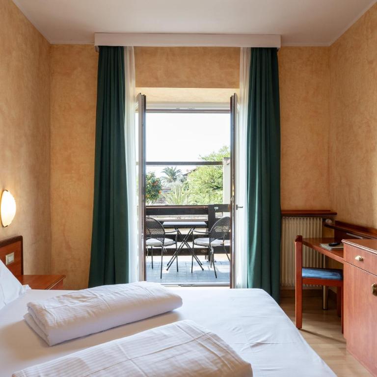 Hotel Caravel - Camera Matrimoniale Economy - 2
