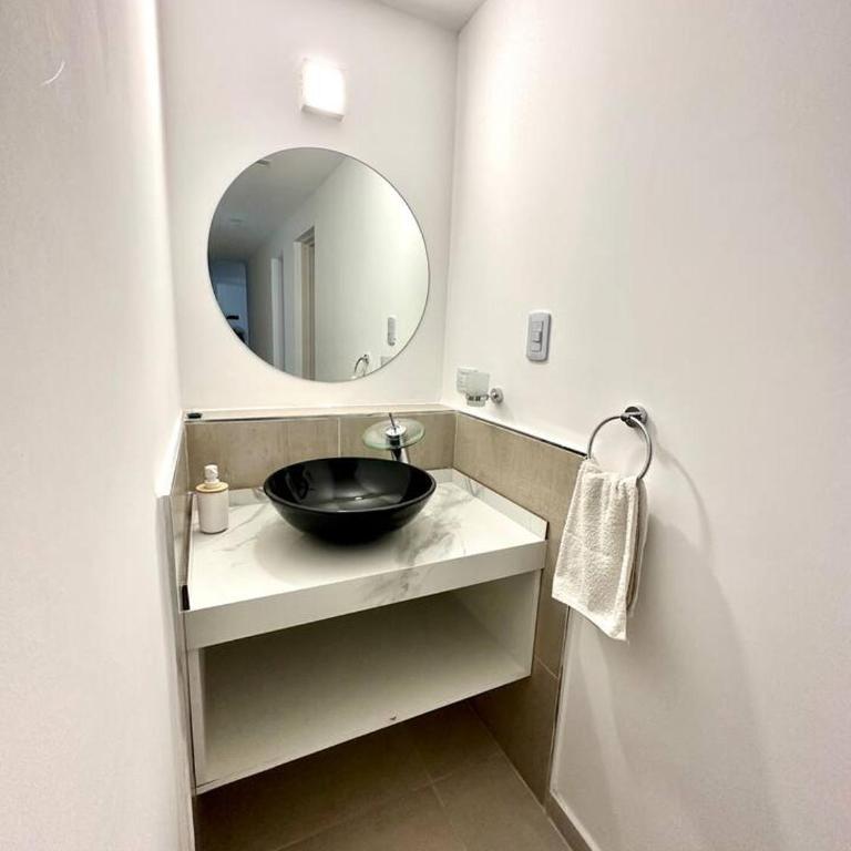depto centrico cerca de la playa - Two-Bedroom Apartment - 2