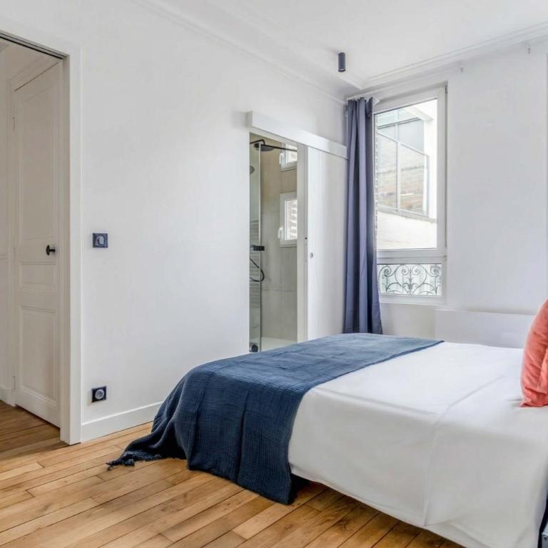 Golden Triangle AC by Melvane - Apartment - 8