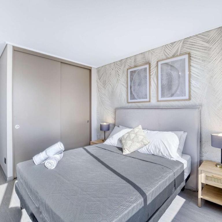 City Living- 2D with WIfi - Two-Bedroom Apartment - 10